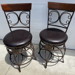 Bar Stools, Great Condition 