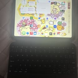 IPAD 10th GEN WITH KEYBOARD