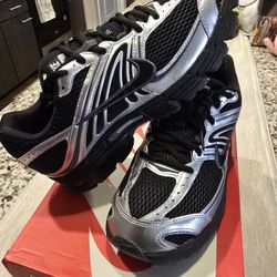 Nike Air Max Moto 2K