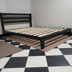 Queen size bed frame - can DELIVER almost anywhere for $20 extra - gently used and in LIKE NEW condition 😍