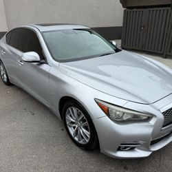 2014 Infiniti Q50