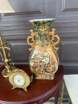 Vintage Saesuma Vases