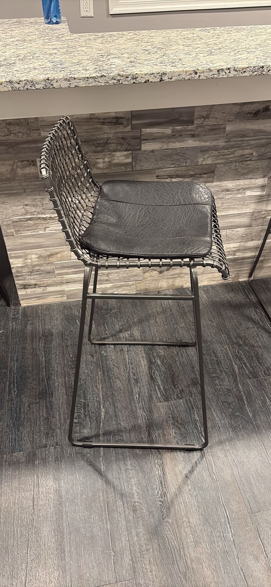 Crate And Barrel 4 Bar Height Stools