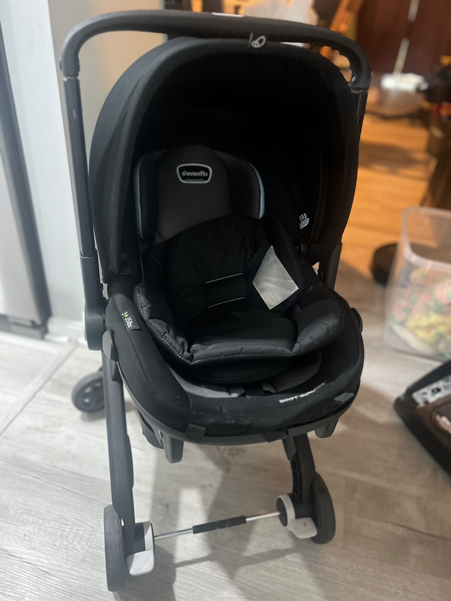 Evenflo Shyft Dualride travel System