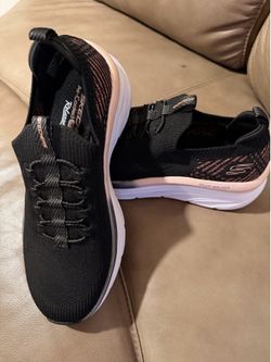 Skechers Slip-ins-size 8