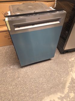 New 24" ge dishwasher