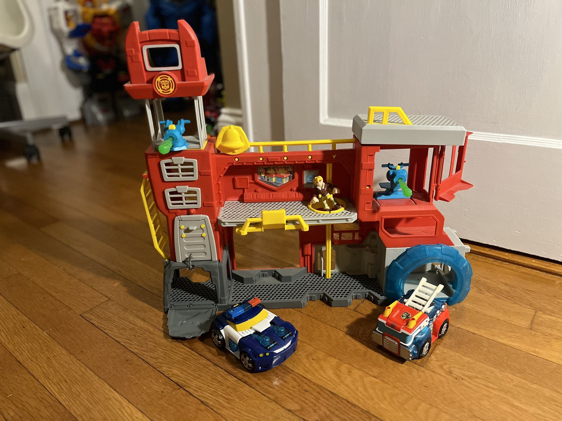 Rescue Bots Fire station