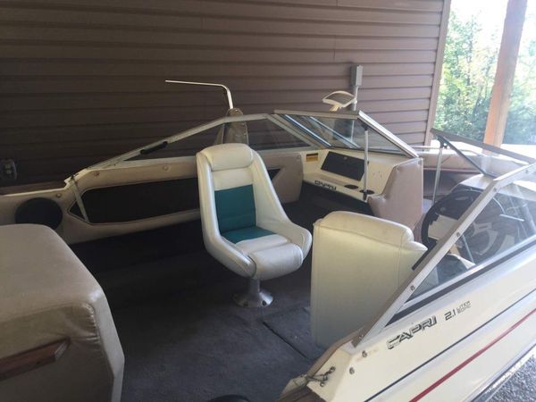 Bayliner capri