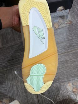 Nike Sneakers Yellow Mint Sole