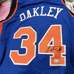 Charles Oakley signed jersey