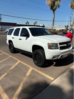 09 Chevy Tahoe PPV runs great possible trade a good car