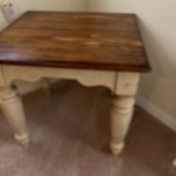 Farmhouse End table