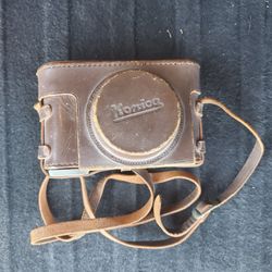Vintage Konica Rangefinder Leather Camera Case 