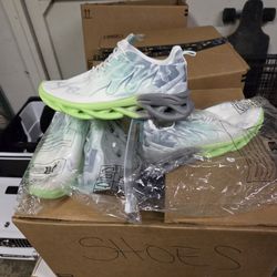 Running Shoes Size 8