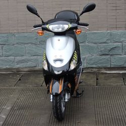 150cc Moped Scooter Razor 150 Black With New Design Sporty Look, Electric And Kick Start, Low Seat Height