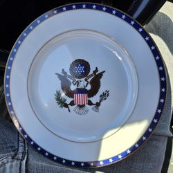 Woodmere White House Collection "Great Seal" 8.5" Plate No Box