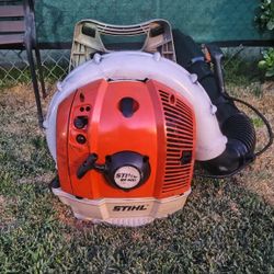 Stihl BR500 Commercial Backpack Leaf Blower 