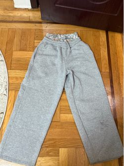 Boxers grey sweatpants