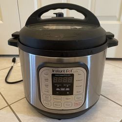Instant Pot Duo 7-in-1 Electric Pressure Cooker - Stainless Steel/Black, 8Qt