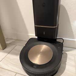 Roomba S9+ Perfect Condition