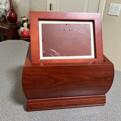 Cremation Chest