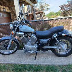 Yamaha Virago 