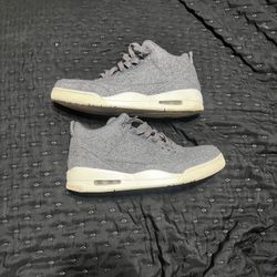 Jordan - Retro 4 - Wool