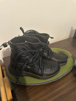 Women Nike winter boots