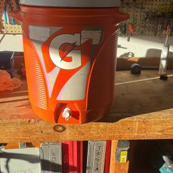Gatorade Water Cooler With Spout