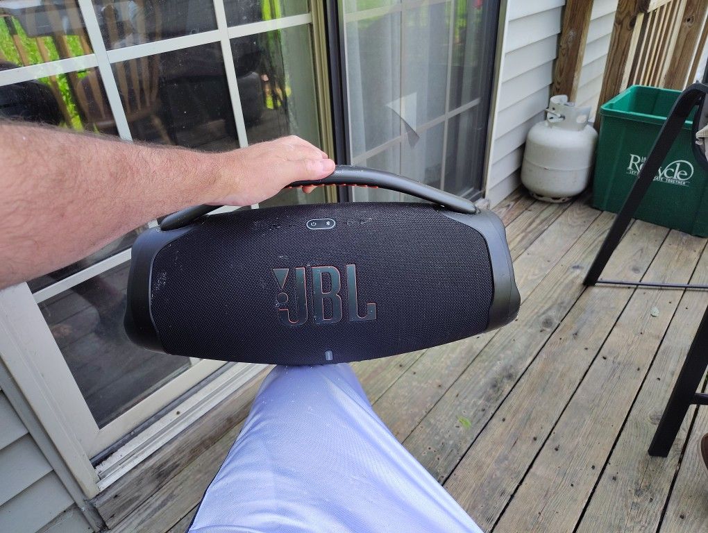 JBL Speaker