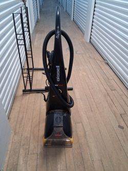 Bissell carpet steam cleaner