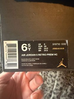 New air Jordan new in box size 6.5y little box damage, but not much