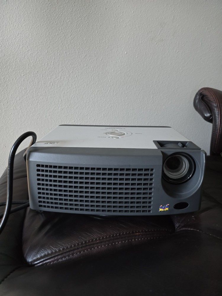 ViewSonic PJ506D DLP Projector – Full Set, Works Great