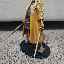 One Piece Shiki Figure