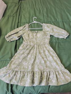 Green Floral Puff Sleeve Mini Dress