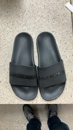 Baleciaga slides
