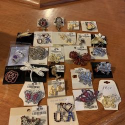 BEAUTIFUL NEW BROOCHES  AT $2.00 