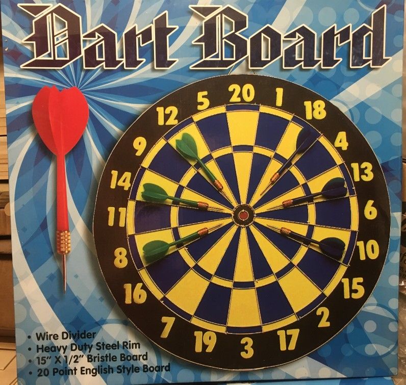 Dart Board with 6 colored darts