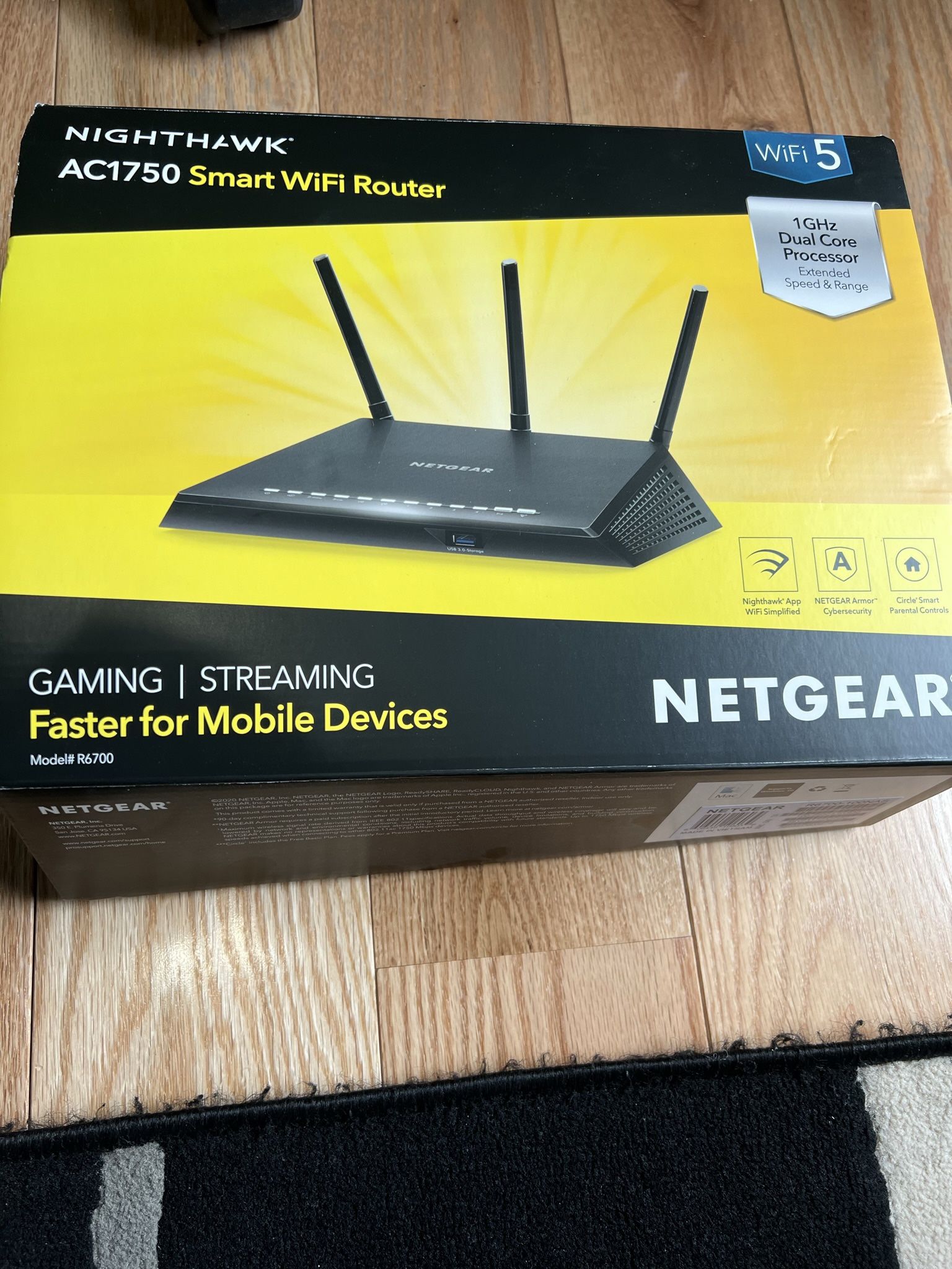 NightHawk AC1750 Smart WiFi Router (WiFi 5, 1 GHz Dual Core)