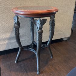 Accent Table