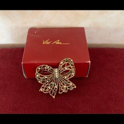 Classic Diamante Brooch-Bow Style
