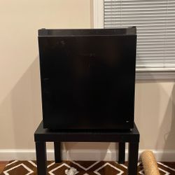 Hisense Mini Fridge – Model BCM8T