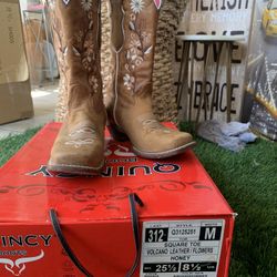 Quincy Boots