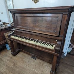 Free Piano Will Pay To Move!