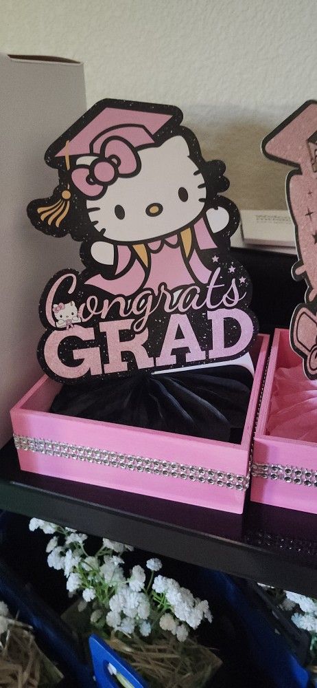 Hello Kitty Grad Centerpieces 7