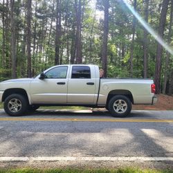 2007 Dodge Dakota