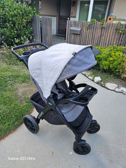 UPF 50+ Chicco Bravo LE Clear Tex  Quick- Folding stroller working great  heavy Duty