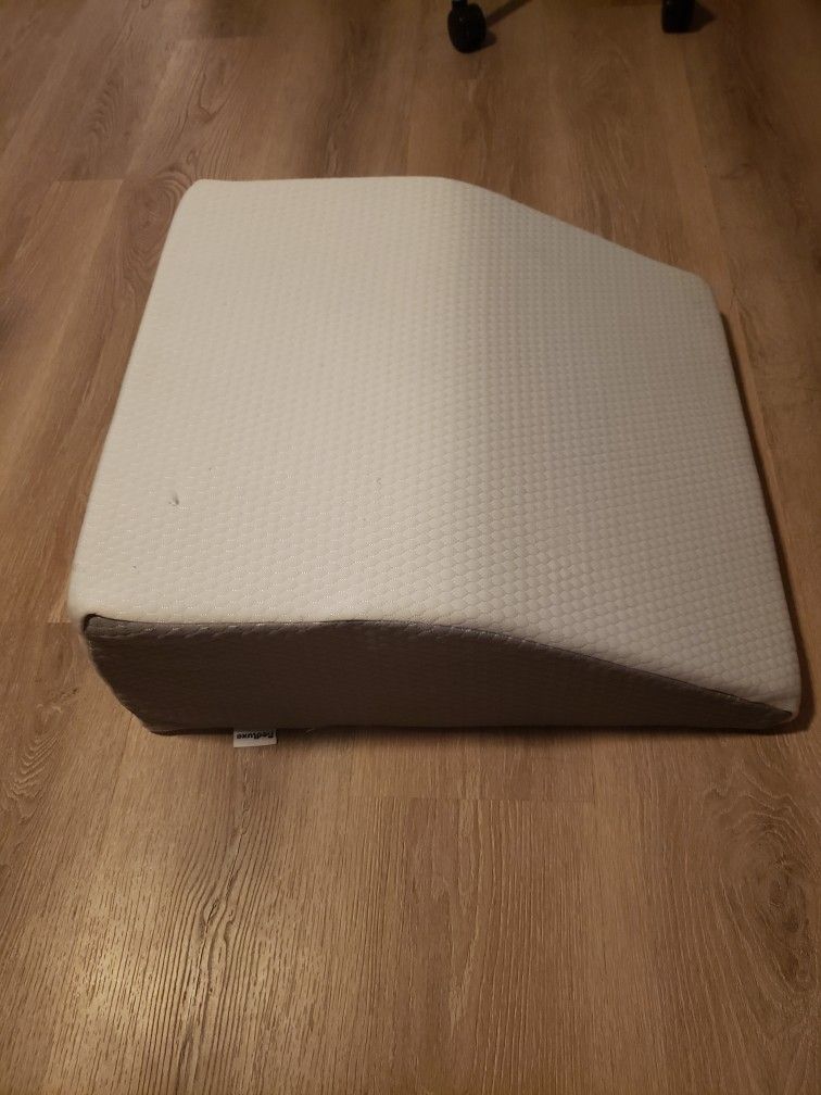 Bedluxe High Density Foam Leg Wedge