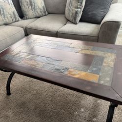 Living Room Table _good condition!