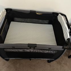 Graco Pack and Play With Rocker - must go asap